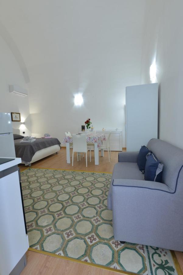L'Antico Palazzo Bed & Breakfast Каноса ди Пулия Екстериор снимка